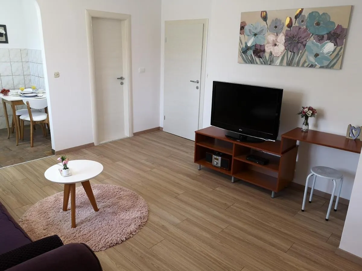 Apartments Olivia Kastela